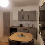 Apartment Jacuzzi Pepi *